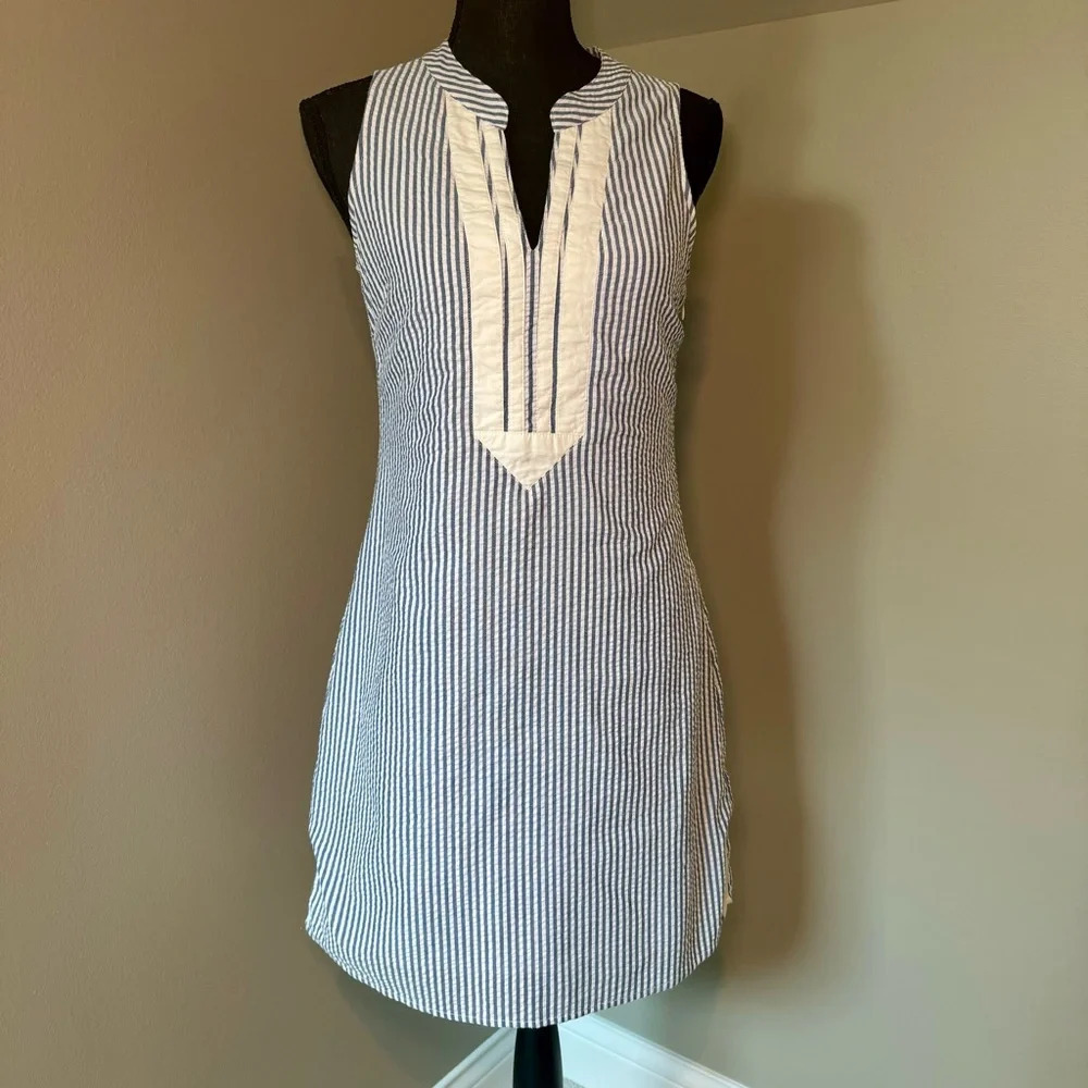 Duffield Lane size XS sleeveless shift, mandarin collar, side zip, seersucker‎
